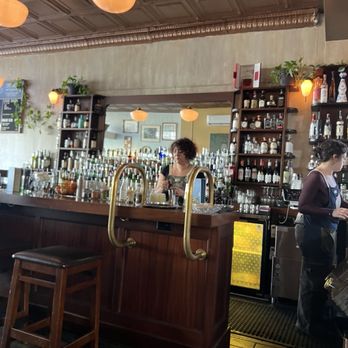 Little Jumbo - Happy and friendly bartenders - Cocktail Bars Near Me - Asheville, North Carolina Little Jumbo - Happy and friendly bartenders - Cocktail Bars Near Me - Asheville, North Carolina