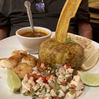 Cafe Con Leche - Sea food mofongo - Coffee & Tea Near Me - Wappingers Falls, New York