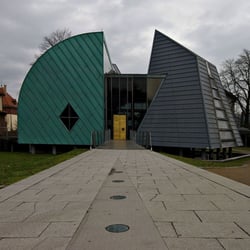 Klempner-u. Kupferschmiede- Museum - Futuristische Architektur in mehreren Metallen (03/2016)