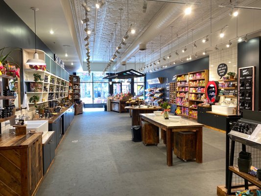 Lush Cosmetics Boulder by null