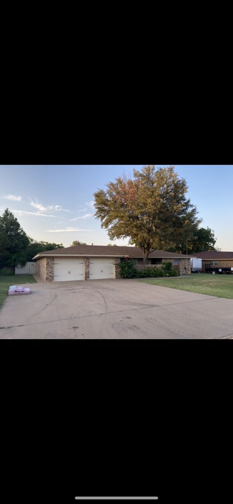 Slide of Hale Roofing & Construction