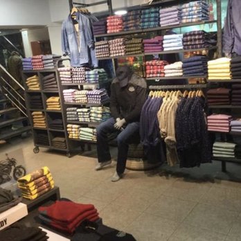 Vans - Some good athletic apparel everywhere. Nicely organized. - Shoe Stores Near Me - Sherman Oaks, California