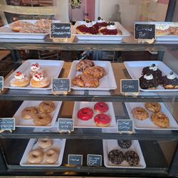 Yum Gourmet Donuts