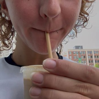 Flatiron Coffee Bar - Iced oat latte live reaction - Coffee & Tea Near Me - Portland, Maine
