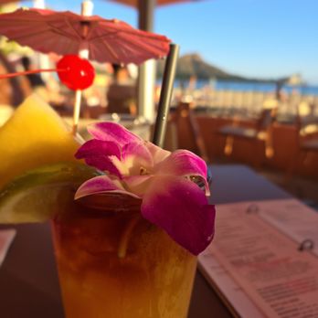 Mai Tai Bar - Mai Tai - Cocktail Bars Near Me - Honolulu, Hawaii