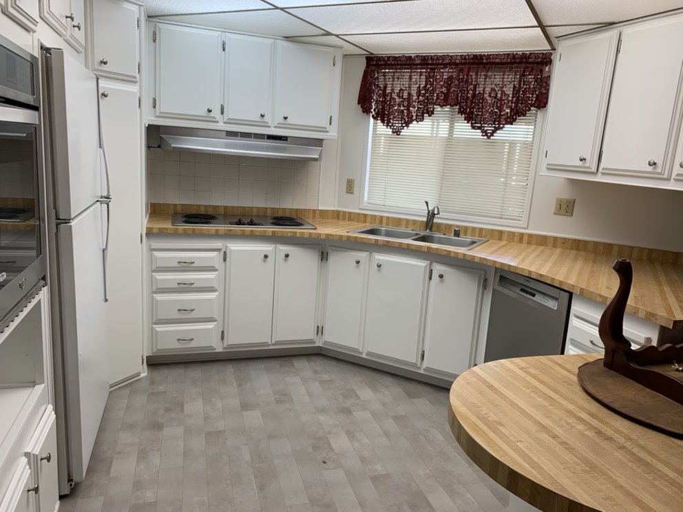 Slide of Benny Morales Roofing & Painting