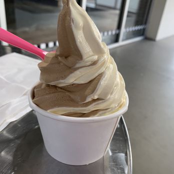 D'lites Emporium - Medium chocolate and Milky Way swirl - Ice Cream & Frozen Yogurt Near Me - Tampa, Florida