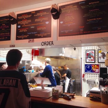 Al's Burger Shack - Waiting in line, views of the kitchen. - Burgers Near Me - Chapel Hill, North Carolina