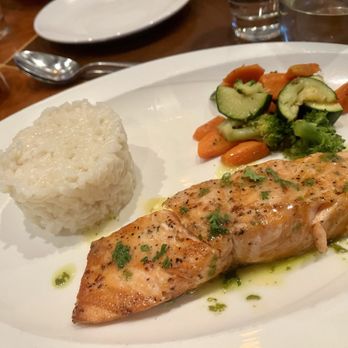 Caprizza Ristorante - Salmon - Italian Near Me - San Francisco, California