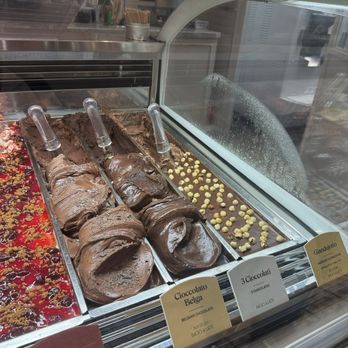 Bacio di Latte - Ice Cream & Frozen Yogurt Near Me - Los Angeles, California