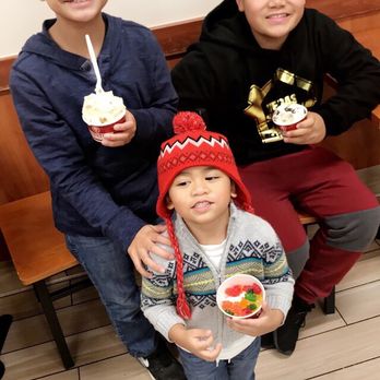 Cold Stone Creamery - Cold stone for the boys 12/23/2017 - Ice Cream & Frozen Yogurt Near Me - Fresno, California