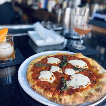 GRAY'S On Main - Bars Near Me - Franklin, Tennessee