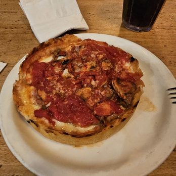 Lou Malnati's Pizzeria - Small original with sausage and mushrooms. - Pizza Near Me - Elk Grove, Illinois Lou Malnati's Pizzeria - Small original with sausage and mushrooms. - Pizza Near Me - Elk Grove, Illinois
