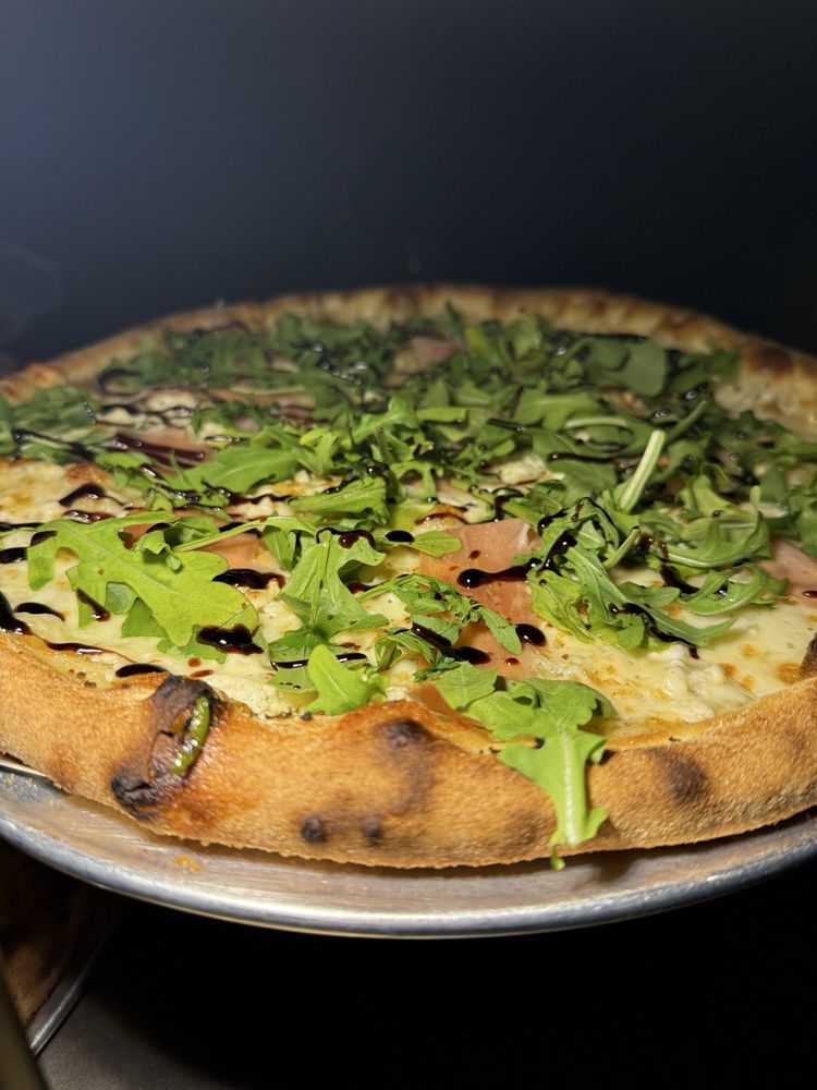 Social spots from Oak & Olive