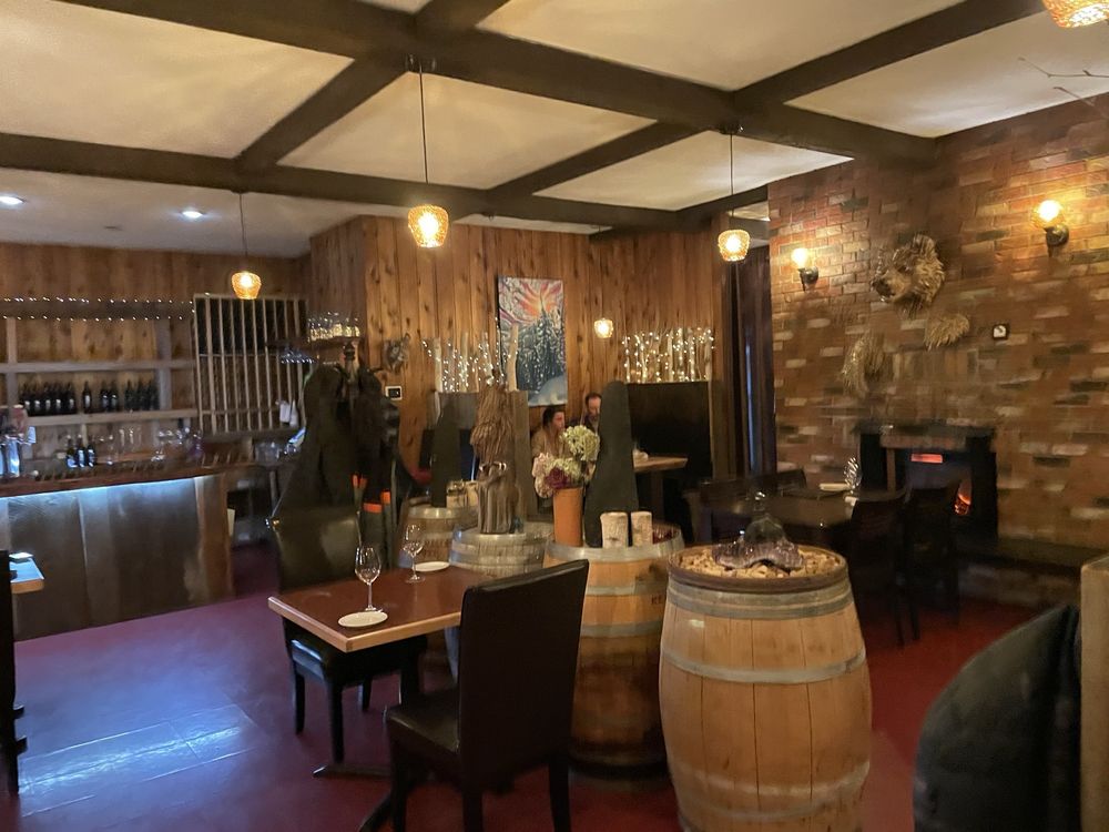 Woolsey Creek Bistro Logo