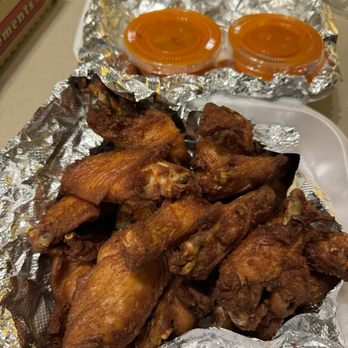 NY Crust Pizza - Wings - Salad Near Me - Los Angeles, California