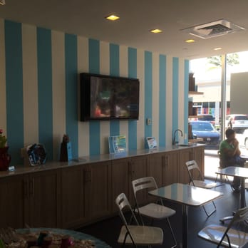 Hoffman's Sweet Shoppe - Seating inside with a sink on the far right side - Candy Stores Near Me - Plantation, Florida Hoffman's Sweet Shoppe - Seating inside with a sink on the far right side - Candy Stores Near Me - Plantation, Florida