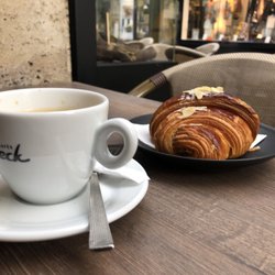 Mathilde - Americano and almond croissant