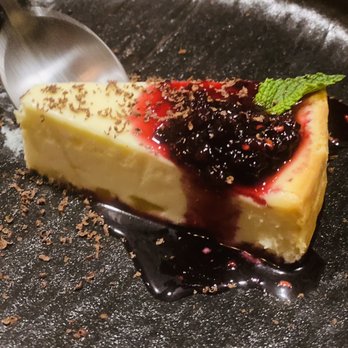Taroko Asian Bar And Grill - Cheese cake important all the way from Japan. Tasted just like the Costco cheese cake nothing special. - Korean Near Me - Redding, California