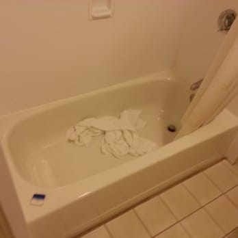 Best Western Rockland - Dirty towels - Hotels Near Me - Rockland, Massachusetts