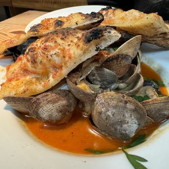 Bruciato - Clams - Pizza Near Me - Bainbridge Island, Washington