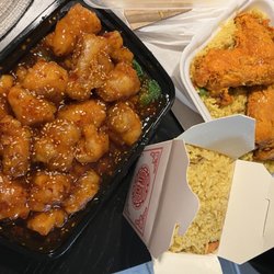 Xins Garden Chinese Restaurant - S7. Sesame Chicken Dish
