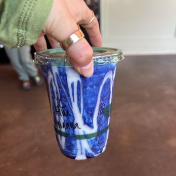 Matcha Magic Bellevue - Cloudy Coconut - Coffee & Tea Near Me - Bellevue, Washington