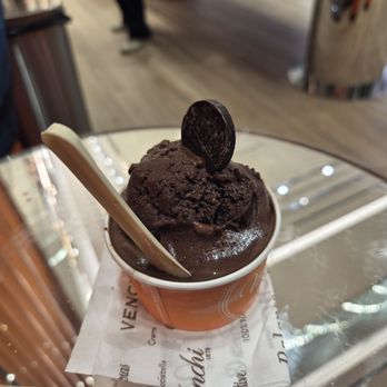 Venchi Cioccolato - Chocolate gelato. - Chocolatiers & Shops Near Me - Los Angeles, California