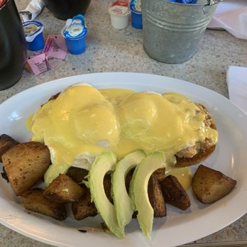 Beach Cafe - Lobster Benedict: 14 dollars???!!!! - Burgers Near Me - Las Vegas, Nevada Beach Cafe - Lobster Benedict: 14 dollars???!!!! - Burgers Near Me - Las Vegas, Nevada