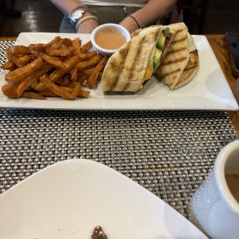 Connolly's Pub & Restaurant - chicken panini - Burgers Near Me - New York, New York Connolly's Pub & Restaurant - chicken panini - Burgers Near Me - New York, New York