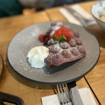 Ba Sa - Ube bubble waffle - Vietnamese Near Me - Bainbridge Island, Washington Ba Sa - Ube bubble waffle - Vietnamese Near Me - Bainbridge Island, Washington
