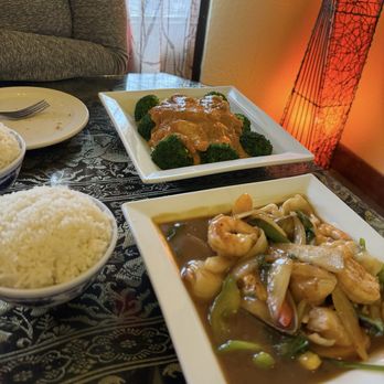Mekong Thai Cuisine - Mekong chicken and Mekong seafood - Thai Near Me - Wasilla, Alaska Mekong Thai Cuisine - Mekong chicken and Mekong seafood - Thai Near Me - Wasilla, Alaska