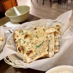 Himalaya Kosheli - Garlic naan ($4)