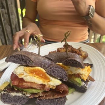 Island Vintage Coffee - Bacon and Egg Bagel - Coffee & Tea Near Me - Honolulu, Hawaii
