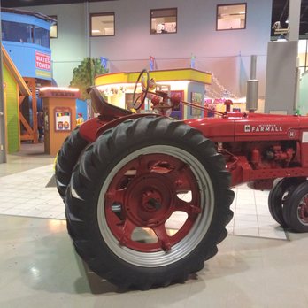Muncie Children's Museum - Tractor - Children's Museums Near Me - Muncie, Indiana