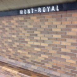 Métro Mont-Royal - Station Sign