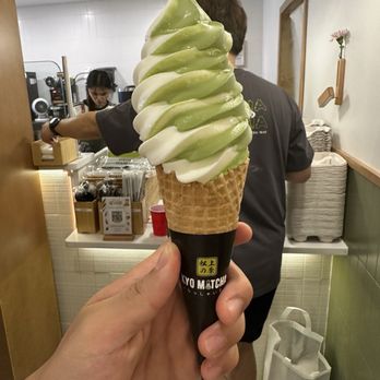 Kyo Matcha - Matcha vanilla soft serve - Ice Cream & Frozen Yogurt Near Me - Philadelphia, Pennsylvania Kyo Matcha - Matcha vanilla soft serve - Ice Cream & Frozen Yogurt Near Me - Philadelphia, Pennsylvania