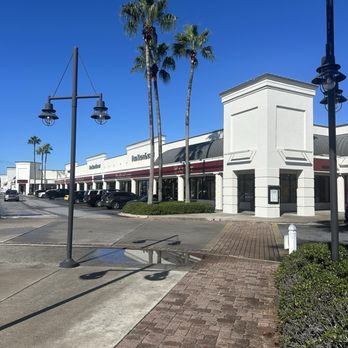 silver sands outlet nike