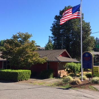 Back In Shape Chiropractic - Street view from King Road. Look for the flag and the blue sign to find us. - Chiropractors Near Me - Milwaukie, Oregon Back In Shape Chiropractic - Street view from King Road. Look for the flag and the blue sign to find us. - Chiropractors Near Me - Milwaukie, Oregon