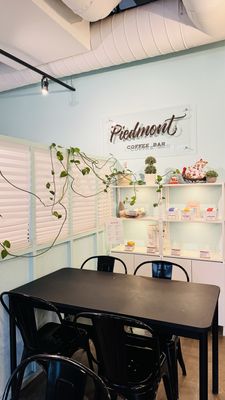 Say Coffee & Table by null