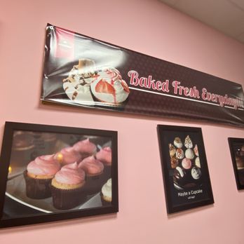 Smallcakes San Antonio - Inside - Bakeries Near Me - San Antonio, Texas Smallcakes San Antonio - Inside - Bakeries Near Me - San Antonio, Texas