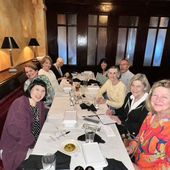 Amerigo Italian Restaurant - Dining with friends - Italian Near Me - Memphis, Tennessee