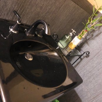 Petrela spa & nails - Black sink - Nail Salons Near Me - Johnston, Rhode Island