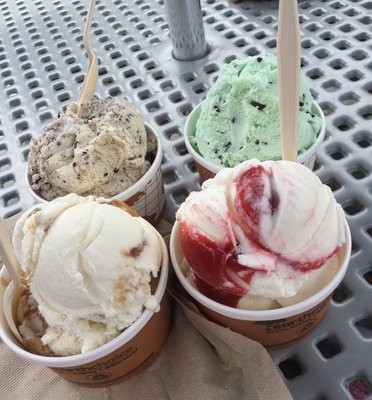 Memorial Team Ice Cream by null