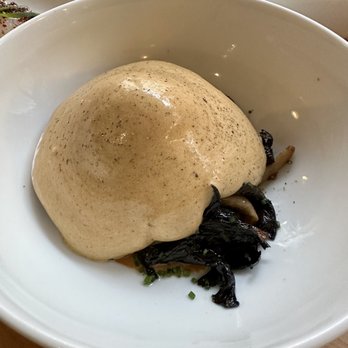 Le Servan - Egg, pan fried wild mushrooms and black garlic sabayon - Modern European Near Me - Paris, 75 Le Servan - Egg, pan fried wild mushrooms and black garlic sabayon - Modern European Near Me - Paris, 75