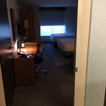 Hyatt Place Austin Airport - Guest room - foyer - Hotels Near Me - Austin, Texas