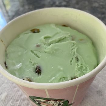 Uhlman's Ice Cream - Ice Cream & Frozen Yogurt Near Me - Westborough, Massachusetts Uhlman's Ice Cream - Ice Cream & Frozen Yogurt Near Me - Westborough, Massachusetts