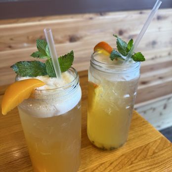 Pho 89 - Passion Fruit ice tea and tropical sunset iced tea - Vietnamese Near Me - Yorkville, Illinois