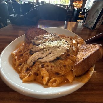 Range Restaurant + Cocktail Bar - Parma Rosa CHX Pasta - New American Near Me - Urbandale, Iowa Range Restaurant + Cocktail Bar - Parma Rosa CHX Pasta - New American Near Me - Urbandale, Iowa