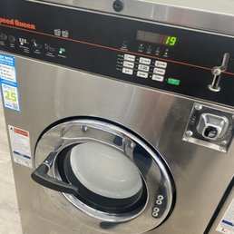 Bad machine. Took my $4 and was not offered help nor refund. BEWARE OF WASTING MONEY HERE!!!